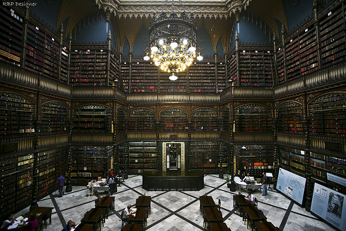 Soraia Magalhães - As bibliotecas mais bonitas do Brasil - imagem1