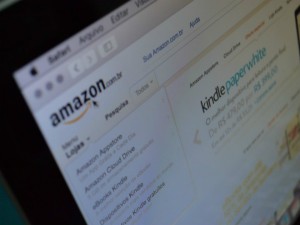 Amazon começa a vender livros físicos no Brasil. Foto: Melissa Cruz/TechTudo