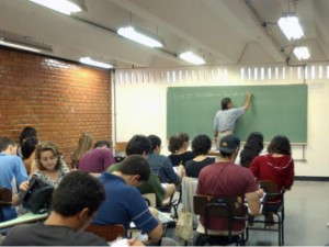 Professores falam sobre desafios da profissão.  Foto: Agência Brasil