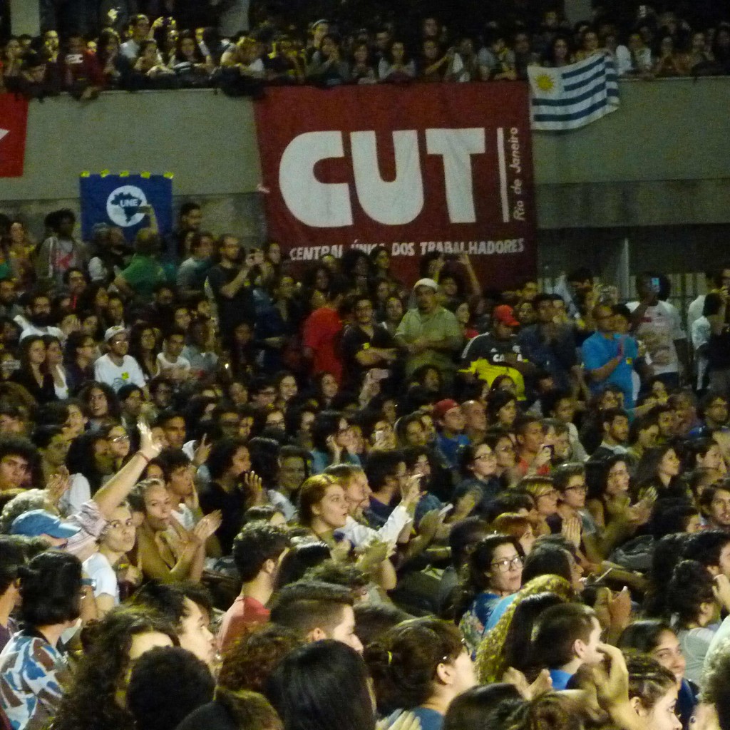 Cerca de 5 mil pessoas foram à UERJ escutar Mujica. Foto: Rodolfo Targino / Agência Biblioo